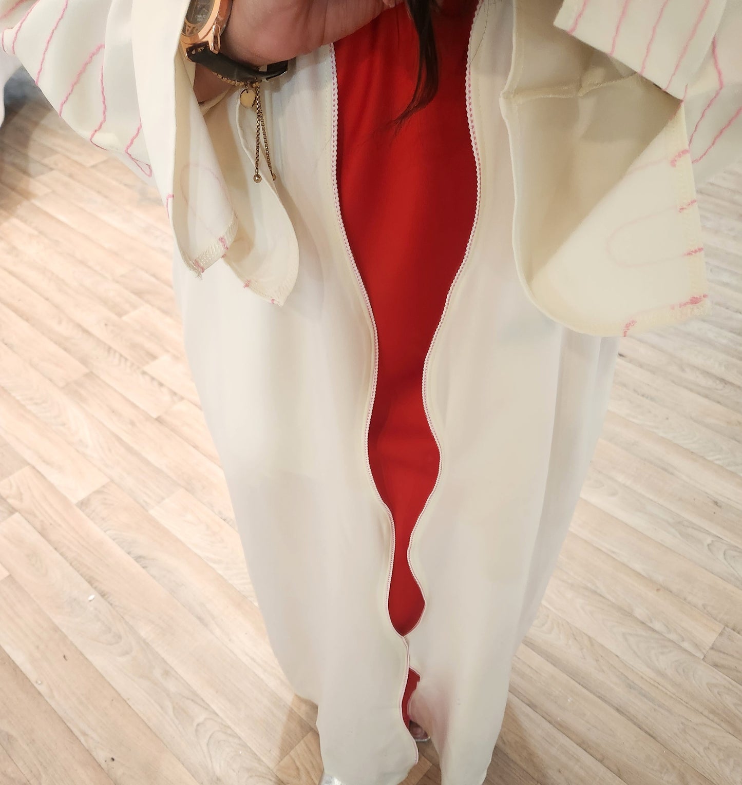 The Wave Abaya - Apricot