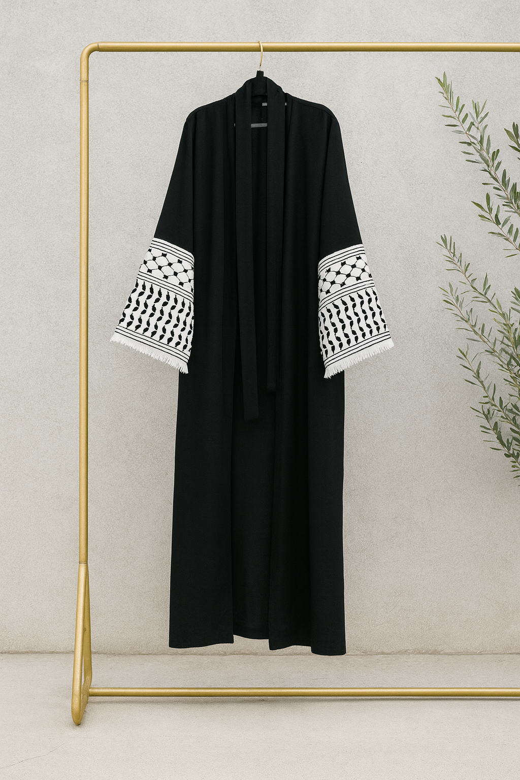 Keffiyeh Sleeve Abaya
